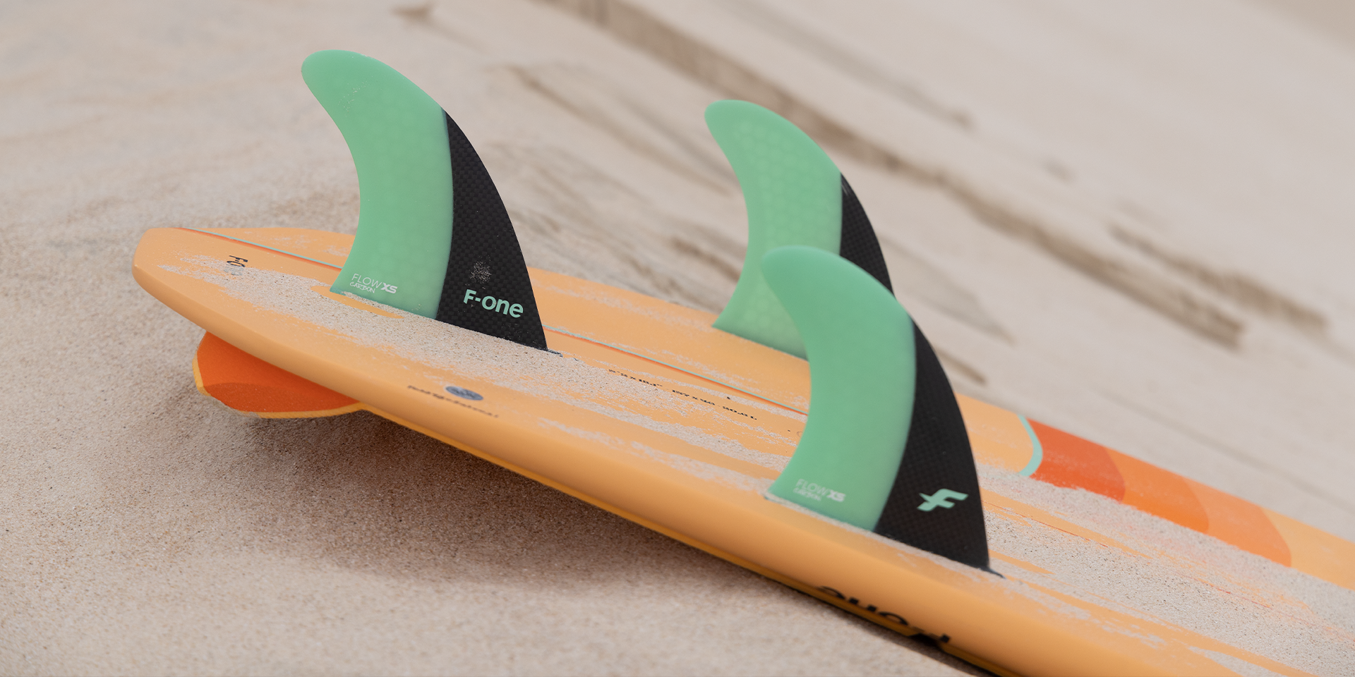 FINS FLOW Carbon XS