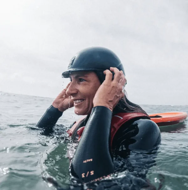 S-FOAM HELMET- קסדה לווינג סרף וספורט ימי