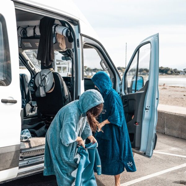 פונצ'ו חורף MANERA