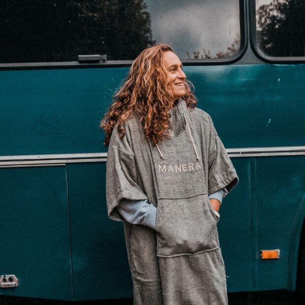 פונצ'ו קיץ MANERA