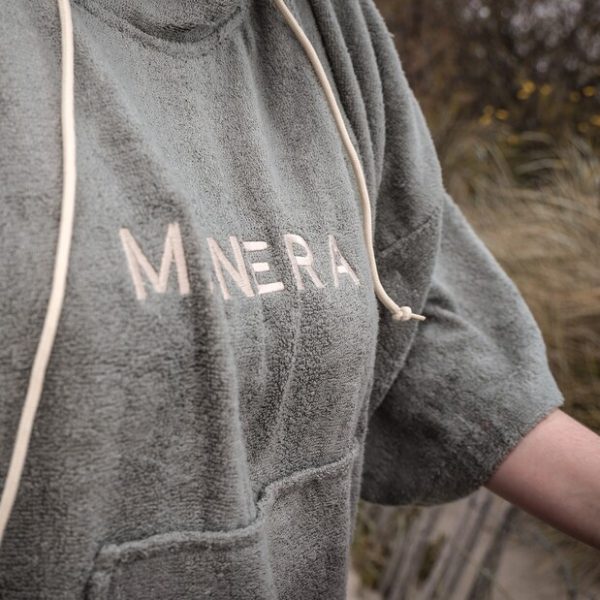 פונצ'ו קיץ MANERA