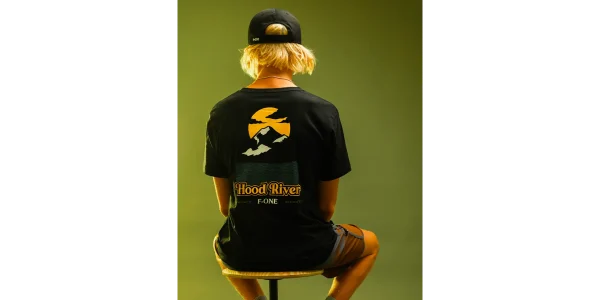 חולצת HOOD RIVER F-ONE