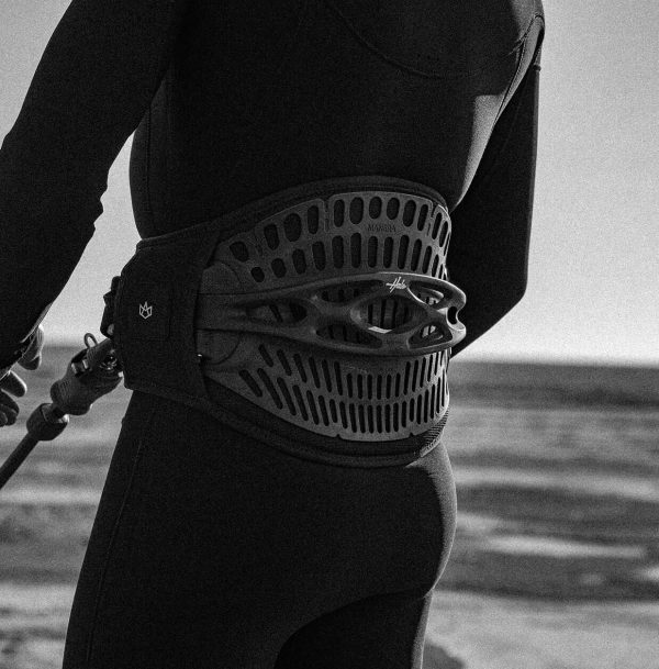 HALO HARNESS - טרפז מנרה