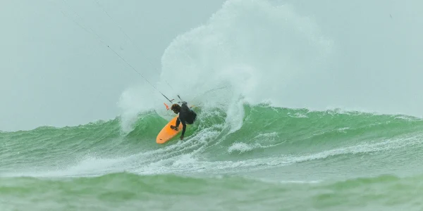 2026 TWEAK גלשן גלים לקייט