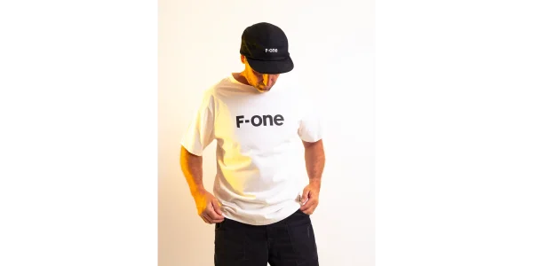 חולצת PODIUM F-ONE