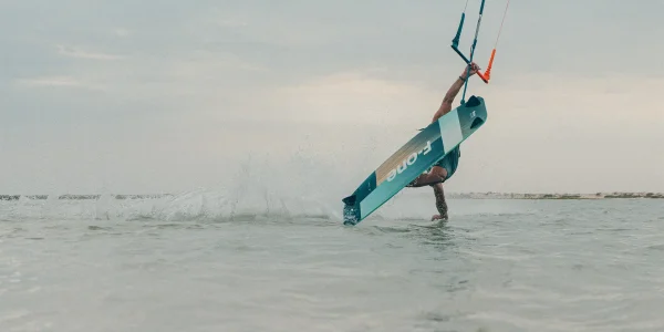 גלשן טווין טיפ – TRAX 2026