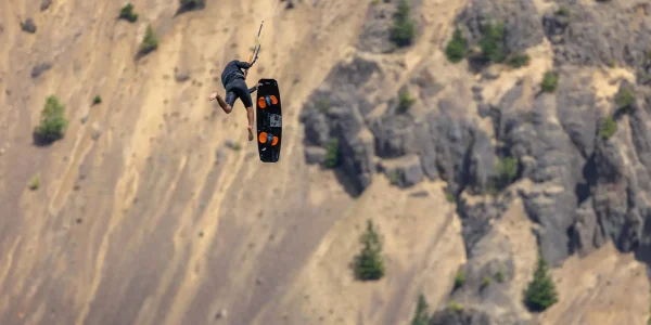 גלשן טווין טיפ – TRAX CARBON 2026